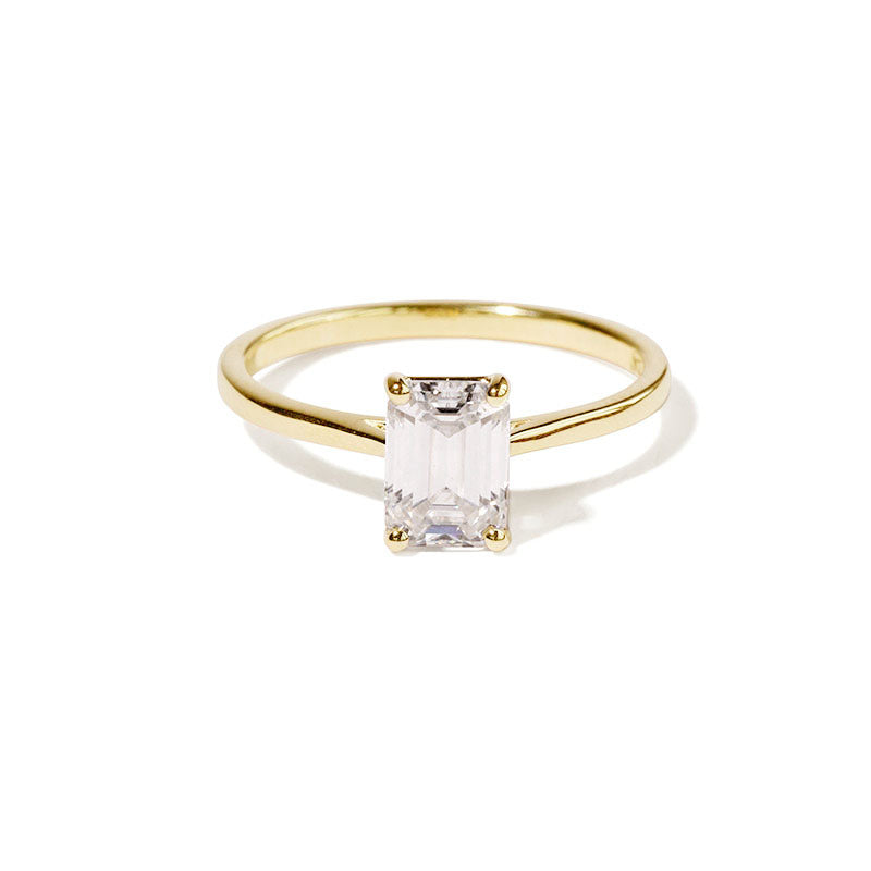 Eva Ring