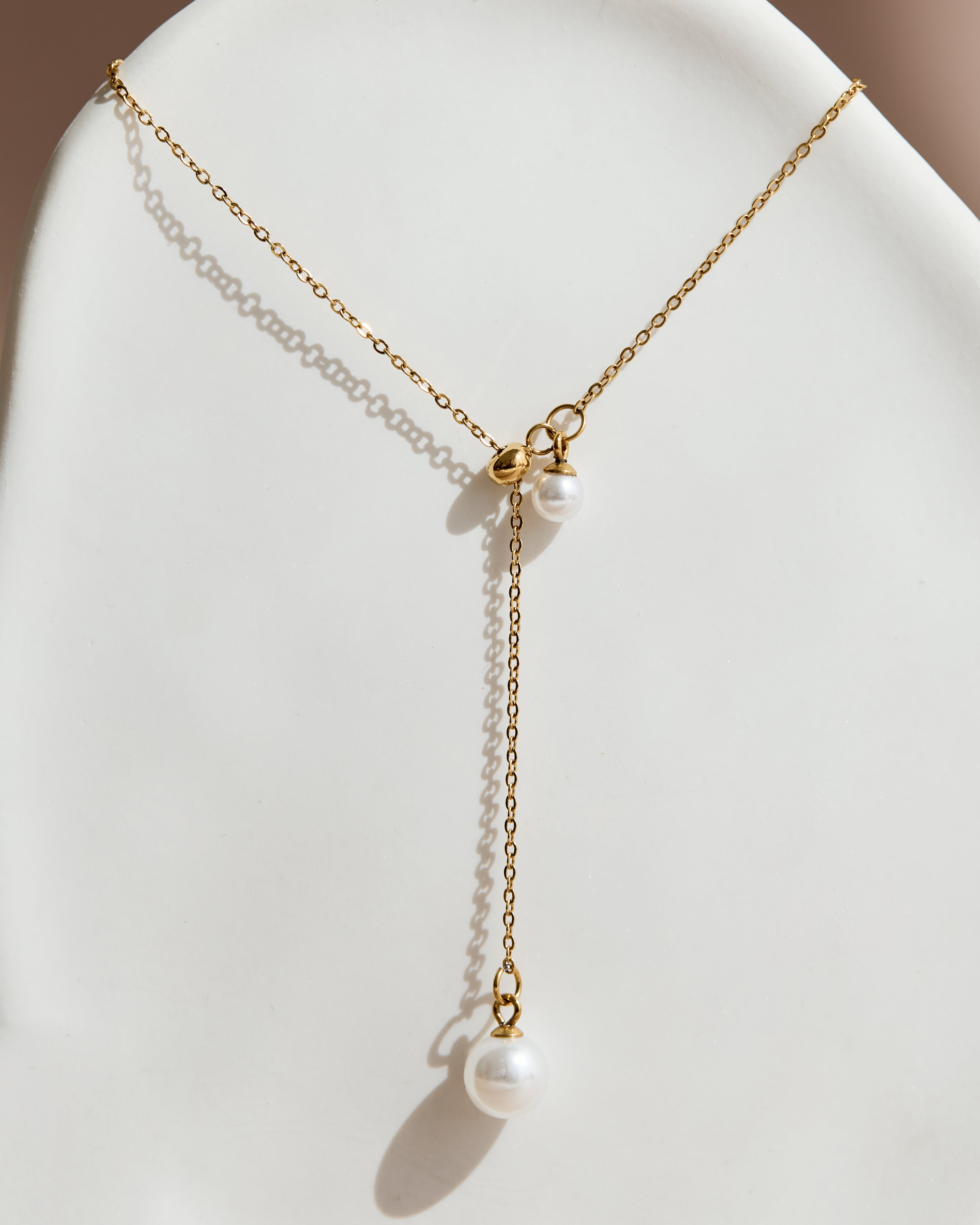 Adjustable Pearl Drop Necklace