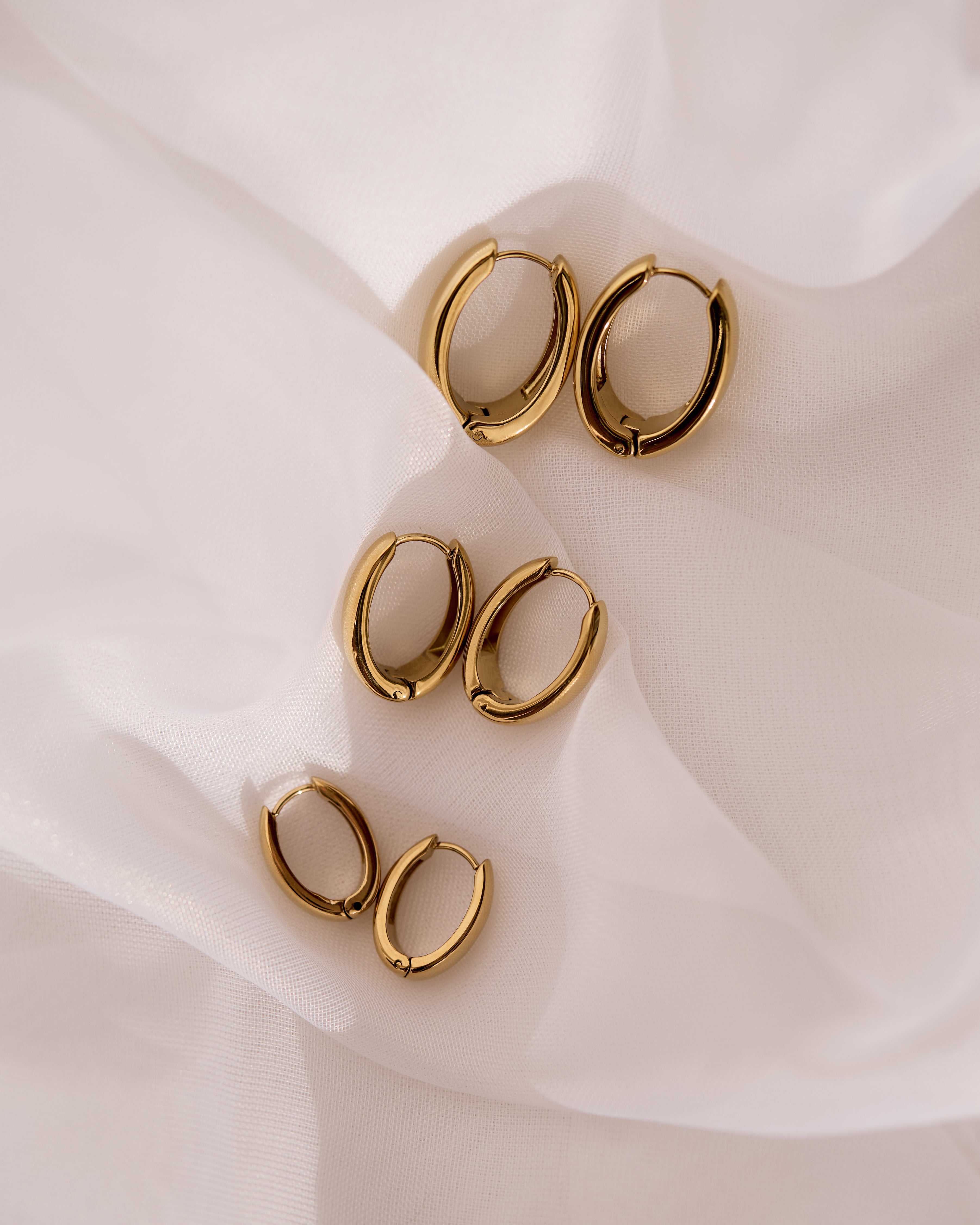 Oval Hoops