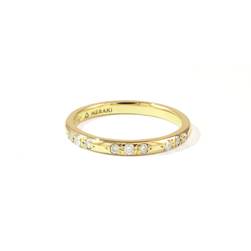 Scattered Half Round Band