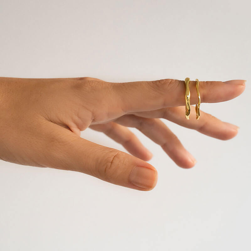Thin Gold Wobble Ring