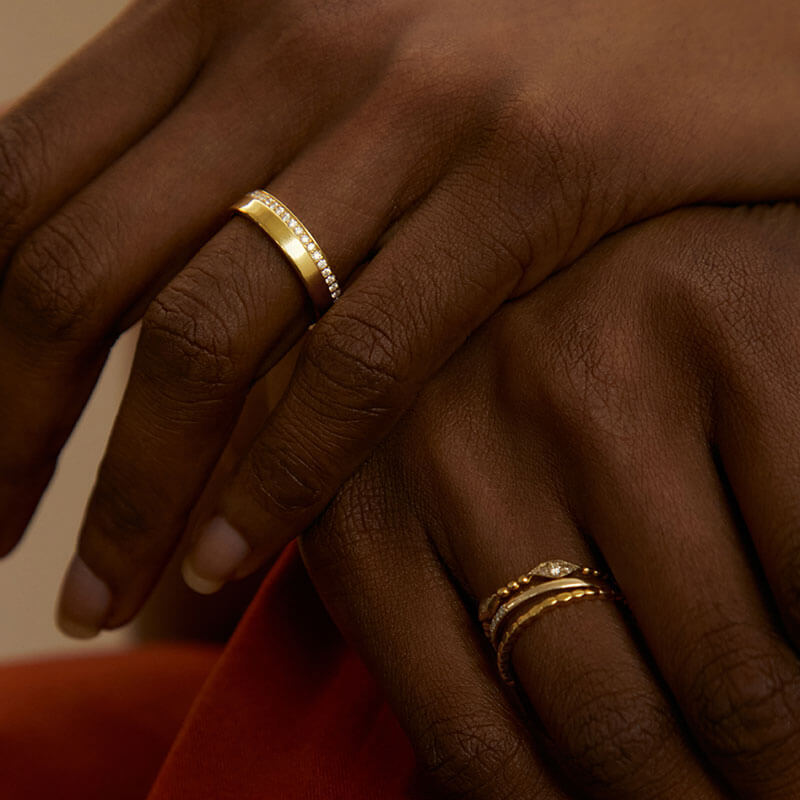 Gold Scalloped Band