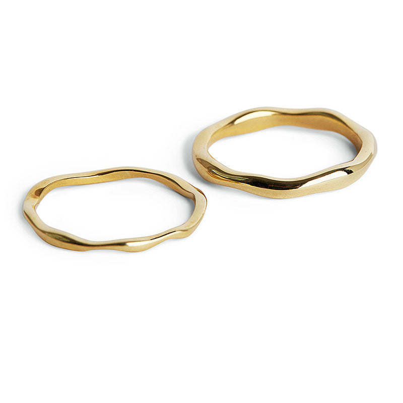 Thick Gold Wobble Ring