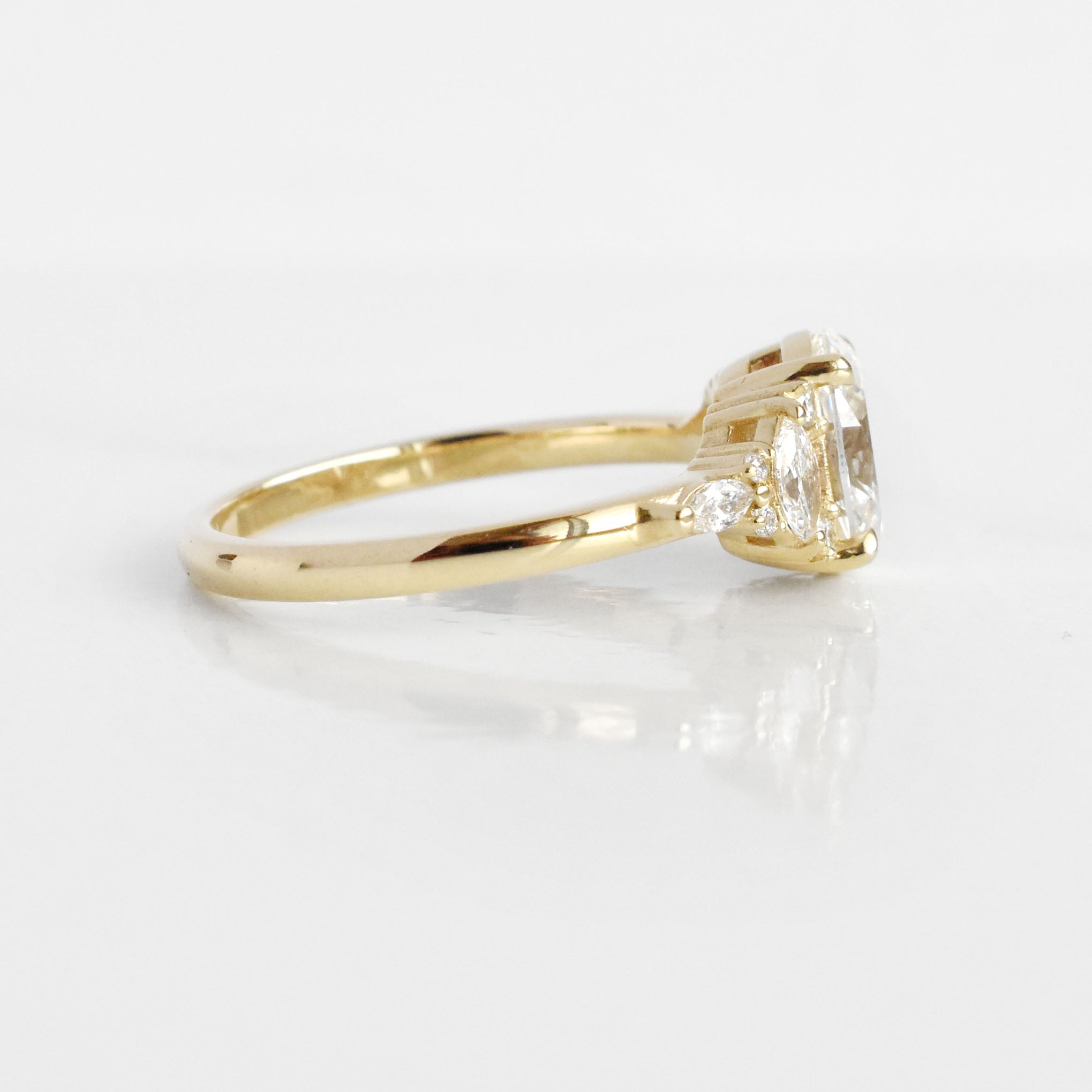 The Amalia Ring