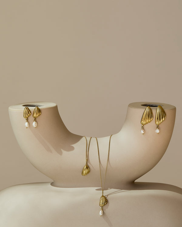 Small Shell Earrings with pearls