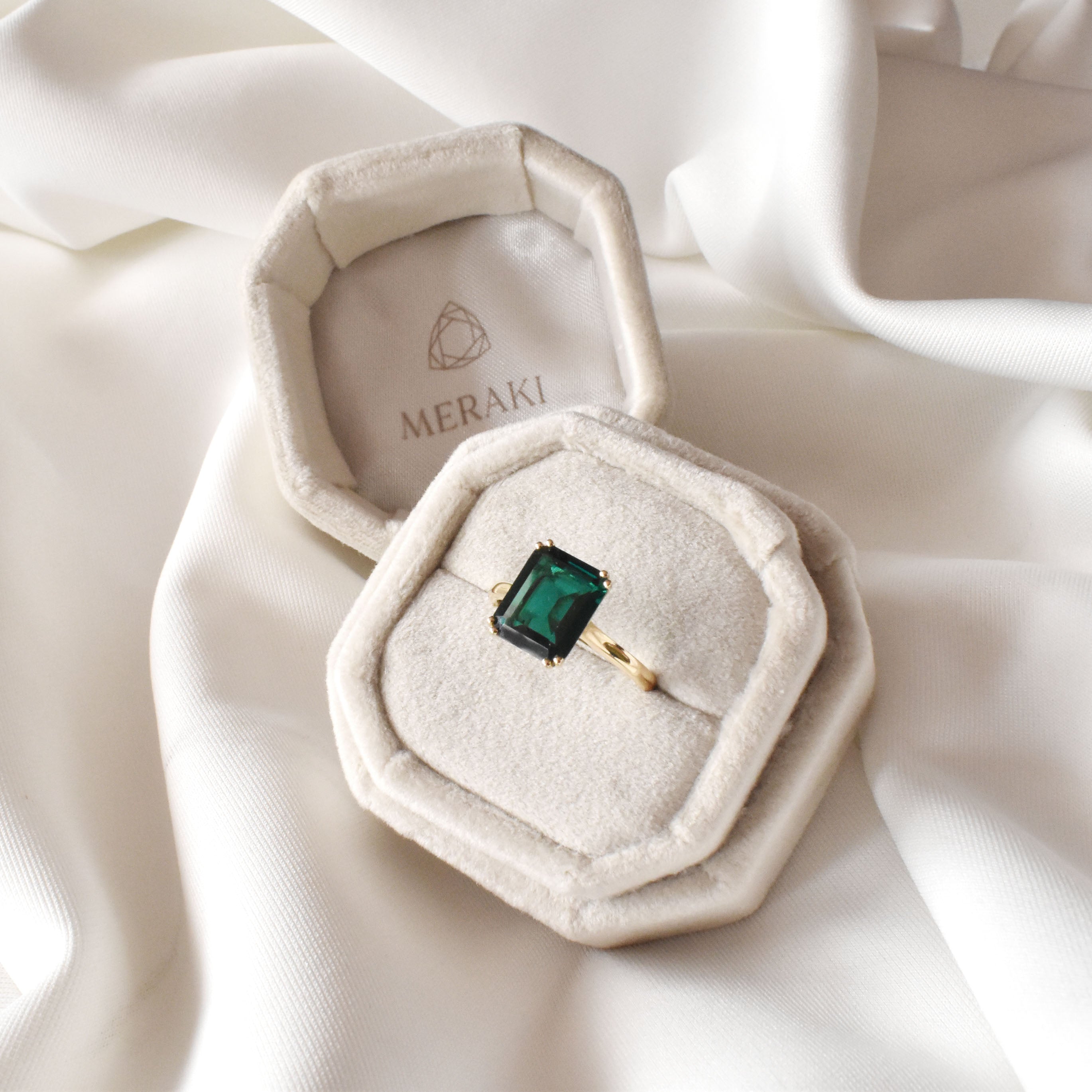 The Anri Ring - also available in clear lab diamond