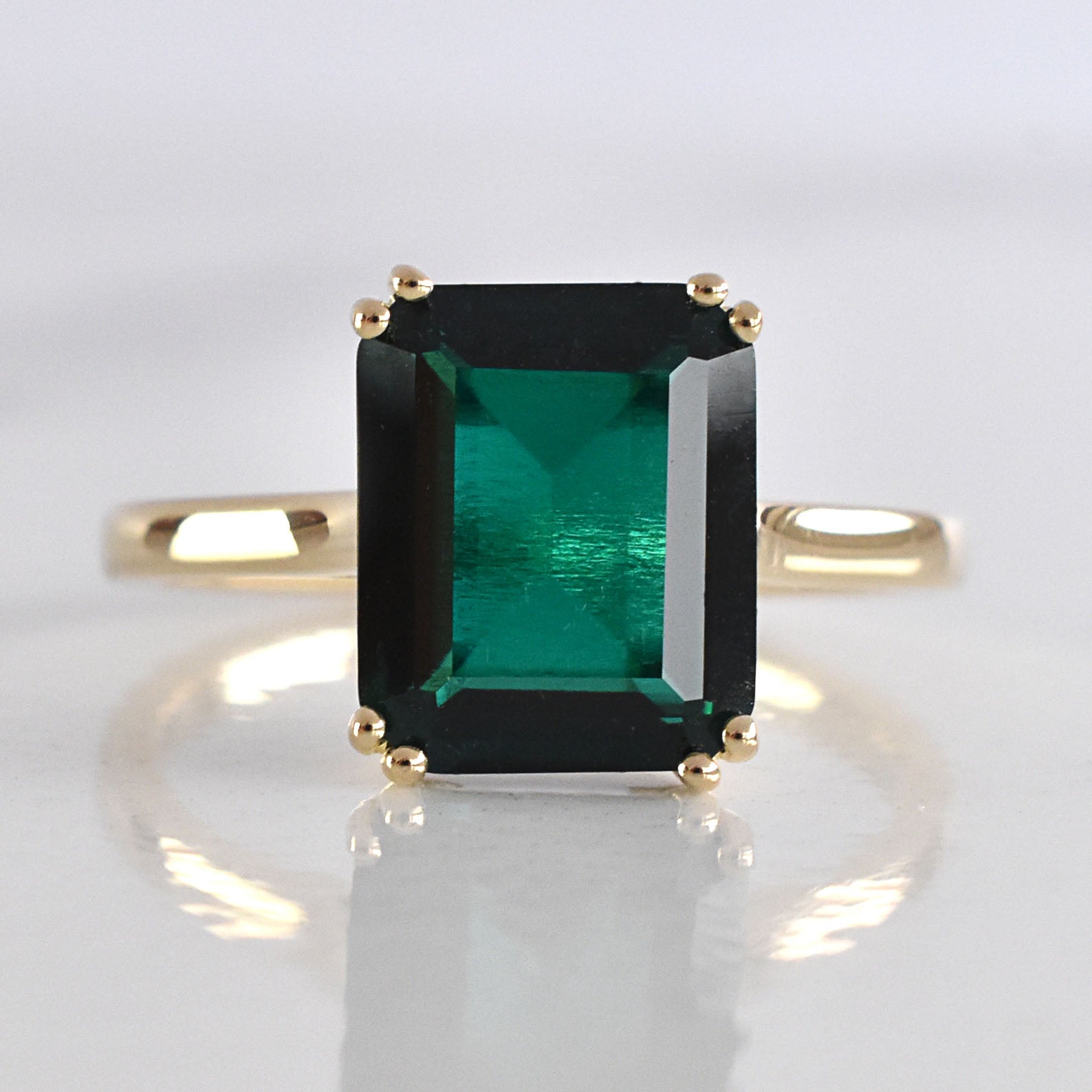 The Anri Ring - also available in clear lab diamond