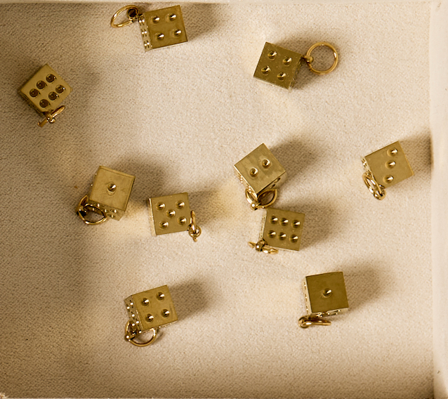 Plain Dice Charm