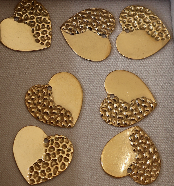 Engravable heart charm