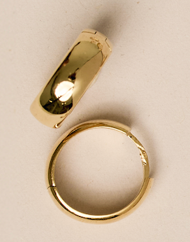 Golden Round Huggies